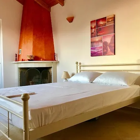 Sunset Studio Kokkini Kokkínion